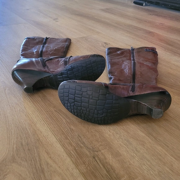 Hispanitas Brown and Black Distressed Knee High Boots - Picture 6 of 7